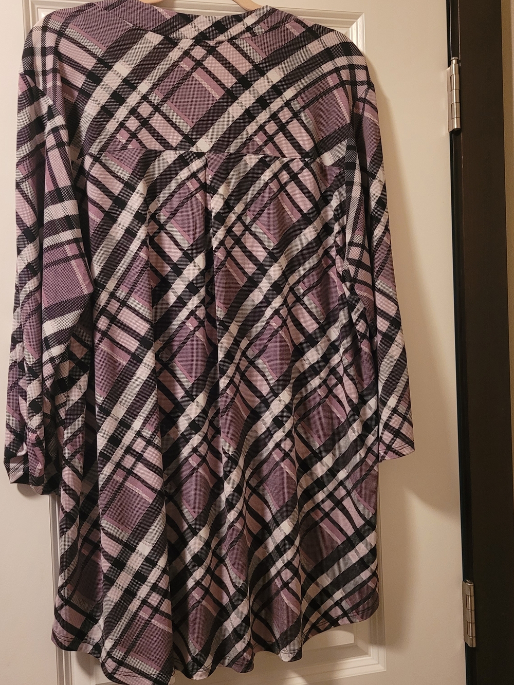 Dear Scarlett Lizzy Blouse Size XL Tunic Split Neck Purple Plaid 3/4 Sleeves - Picture 3 of 6